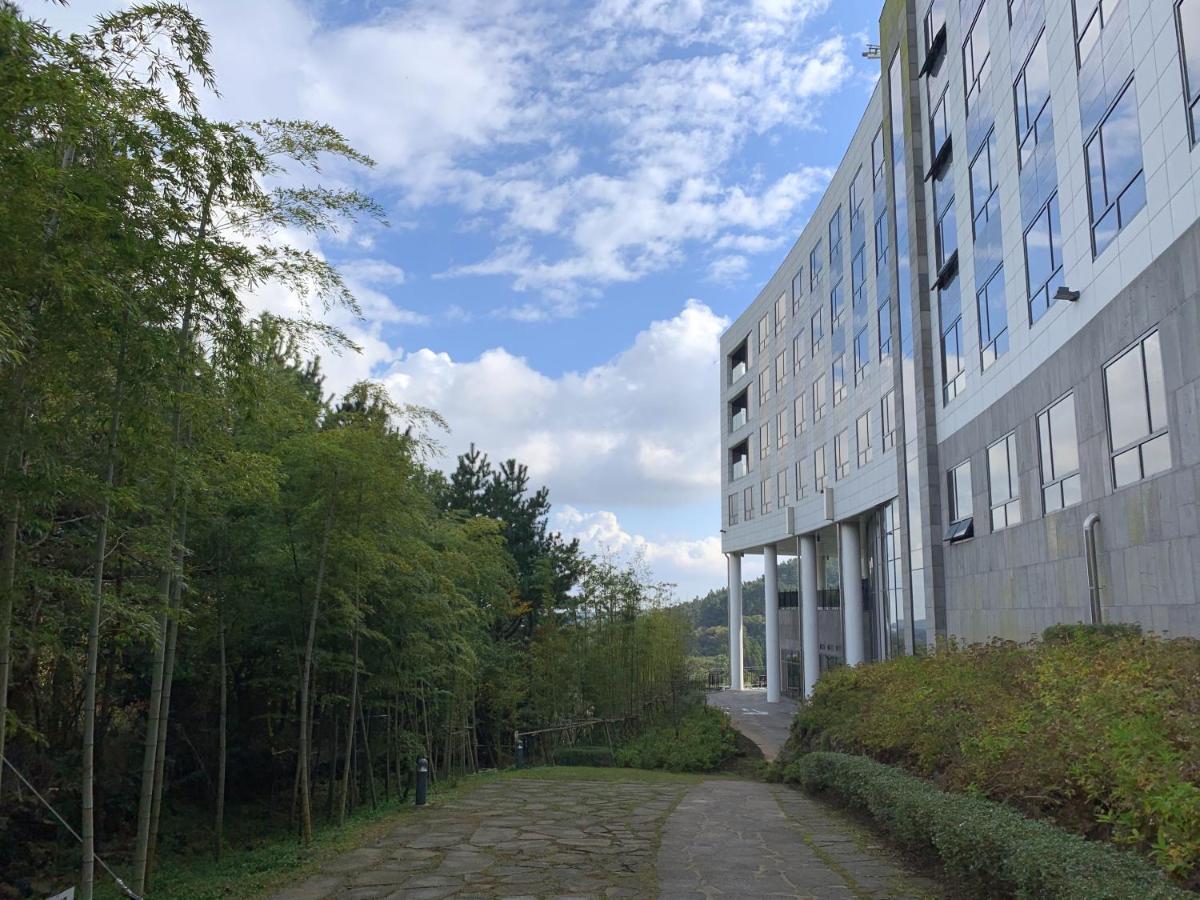 Nanta Hotel 4*